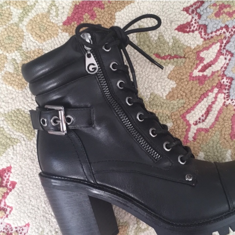Black heeled punk combat boots (size 7)